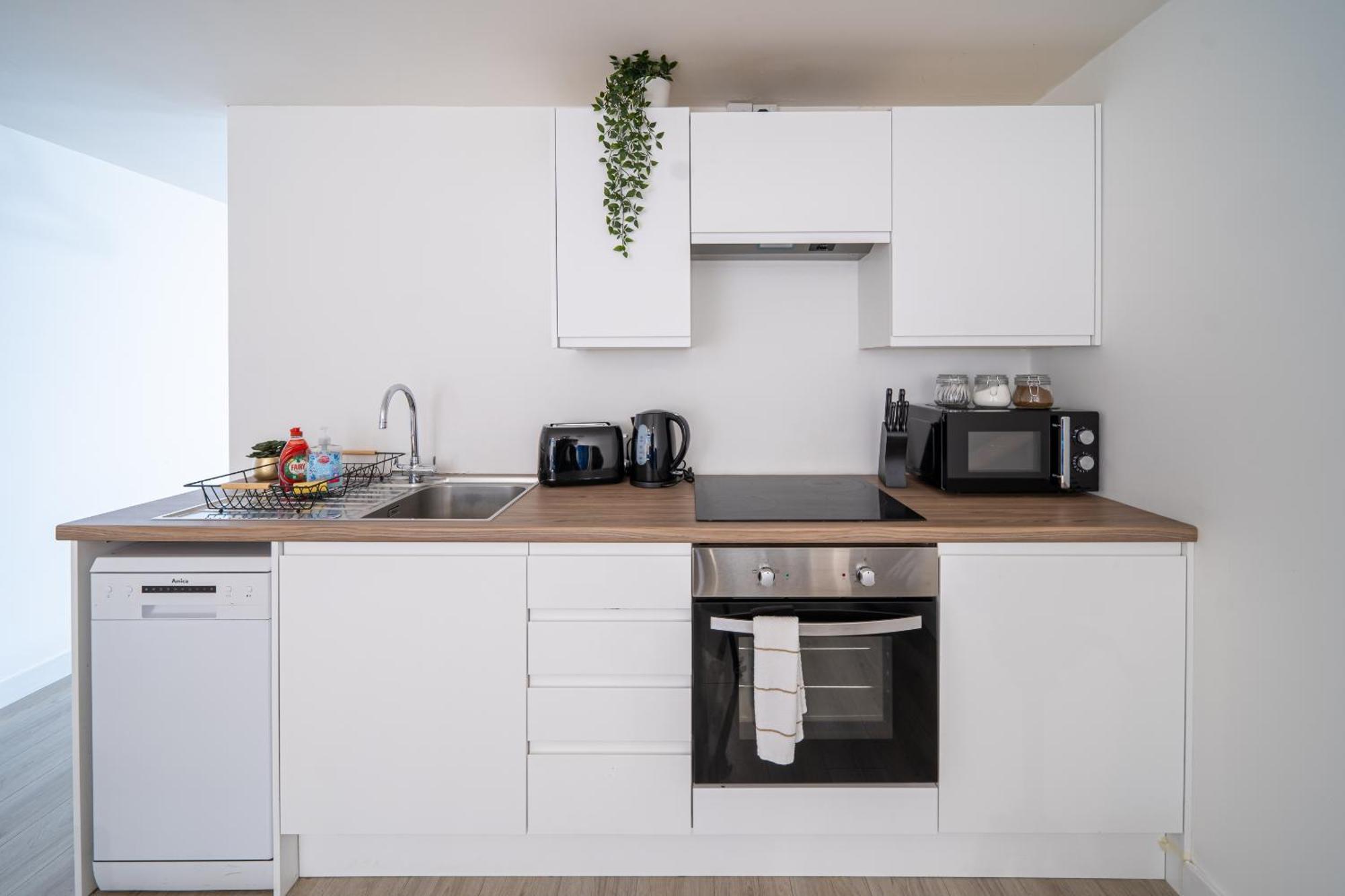 Basement Bliss Hideaway Apartment แบรดฟอร์ด ภายนอก รูปภาพ