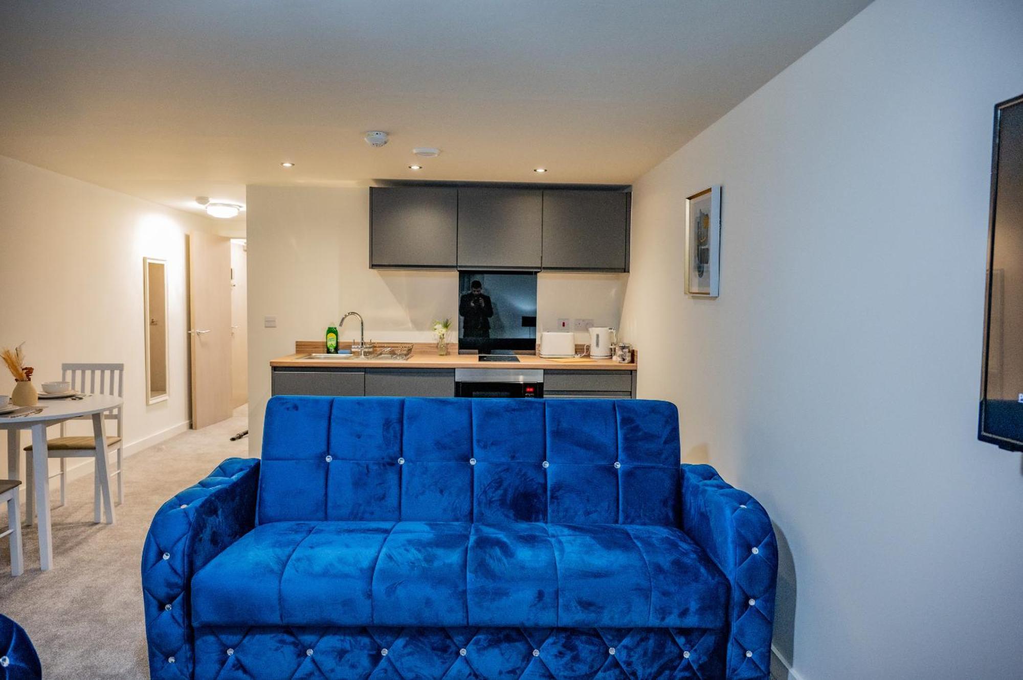 Basement Bliss Hideaway Apartment แบรดฟอร์ด ภายนอก รูปภาพ