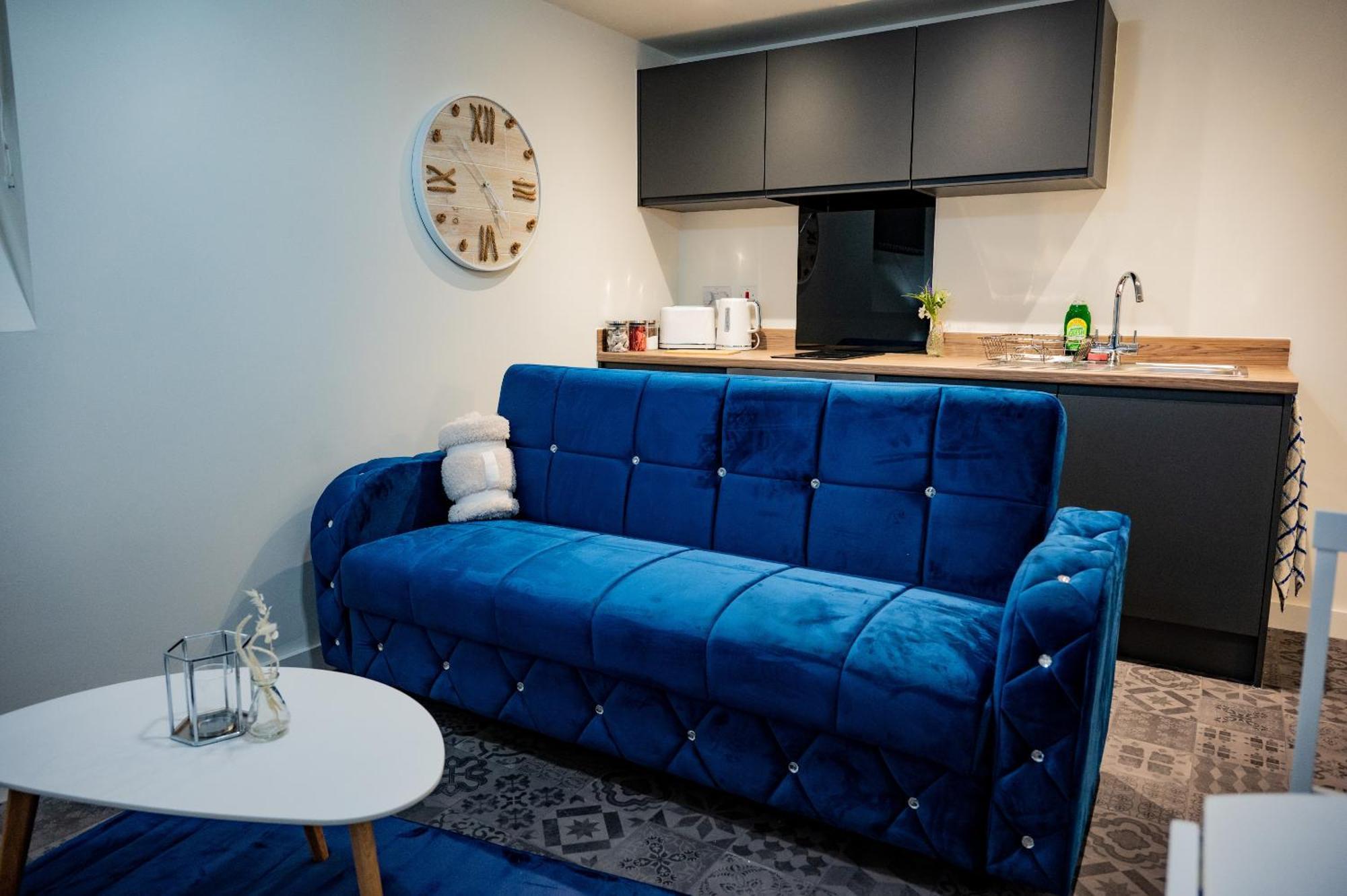 Basement Bliss Hideaway Apartment แบรดฟอร์ด ภายนอก รูปภาพ